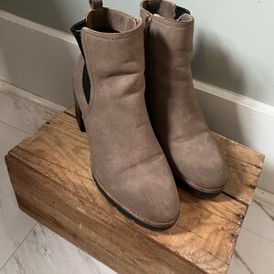 Naturalizer Brown Ankle Booties